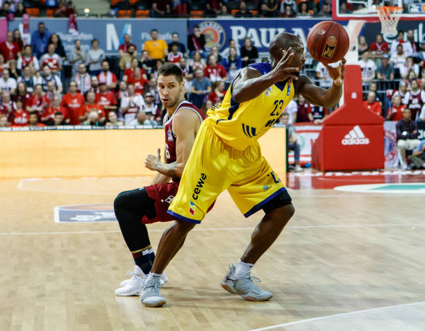 何球队的重 何球队的重