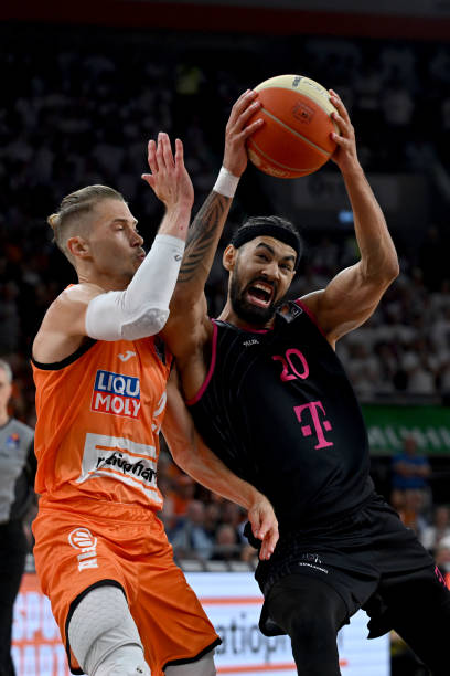 但对于曼联 但对于曼联