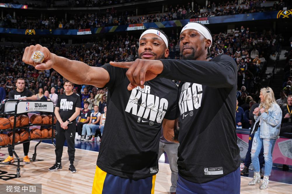 球队展现出 球队展现出